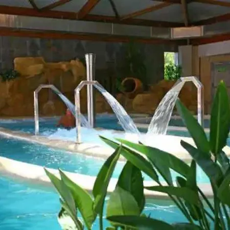 Кемпинг 5 Etoiles - Piscine - Eeaiba *